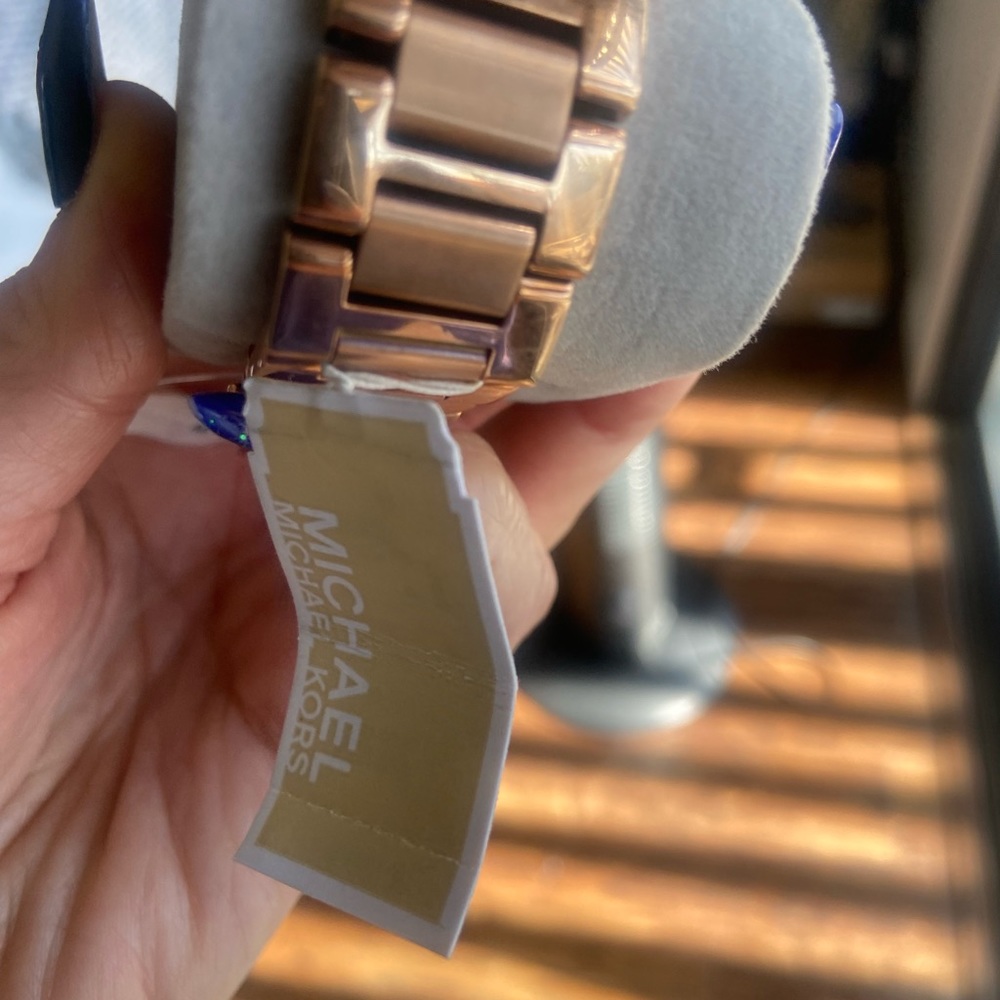 MK beautiful never been worn Watch